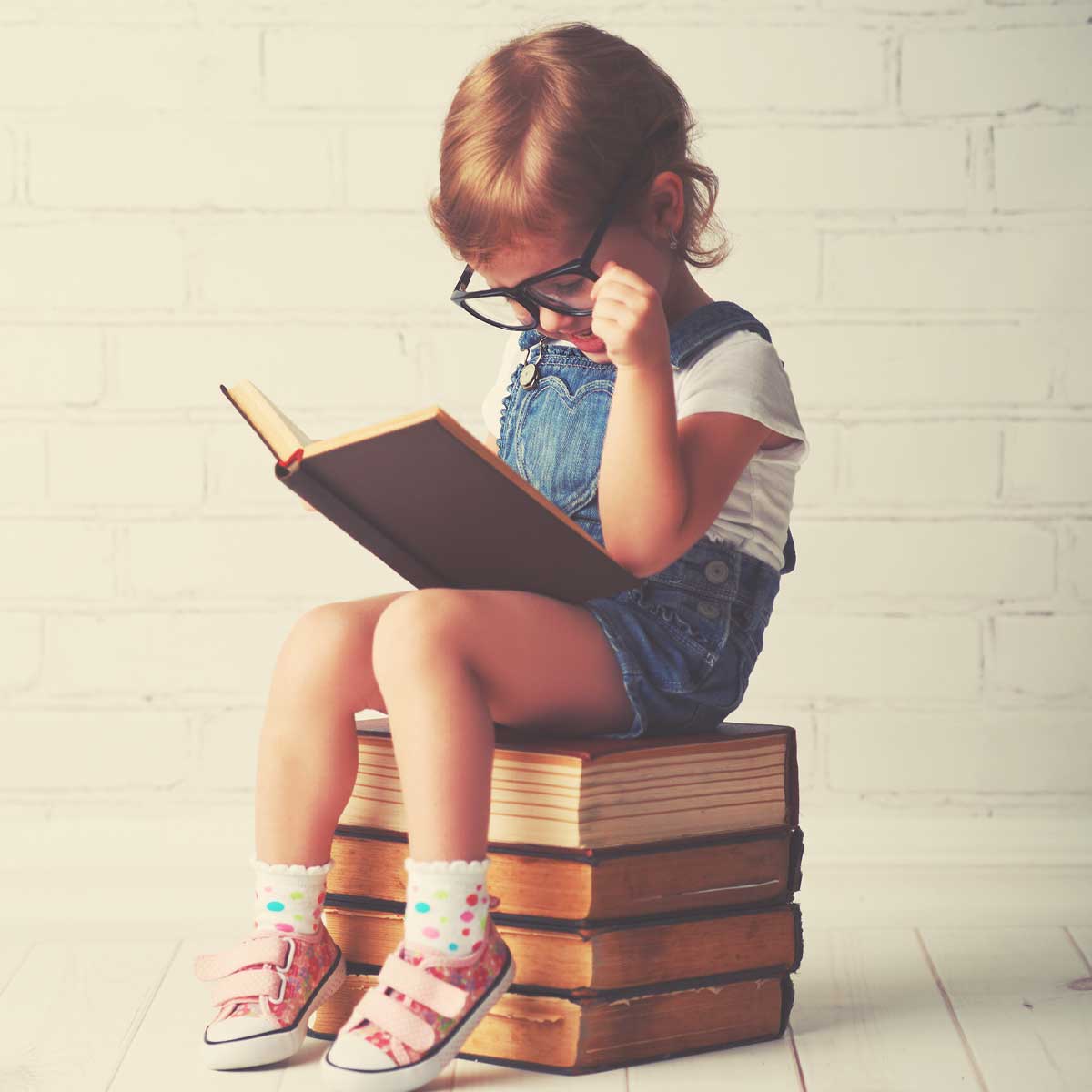 How to help preschoolers take care of your books